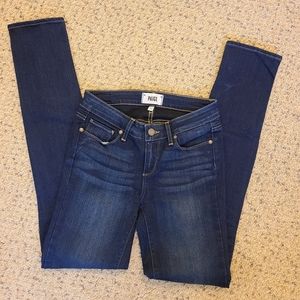 Paige Jeans  Style:Skyline Skinny Size:25